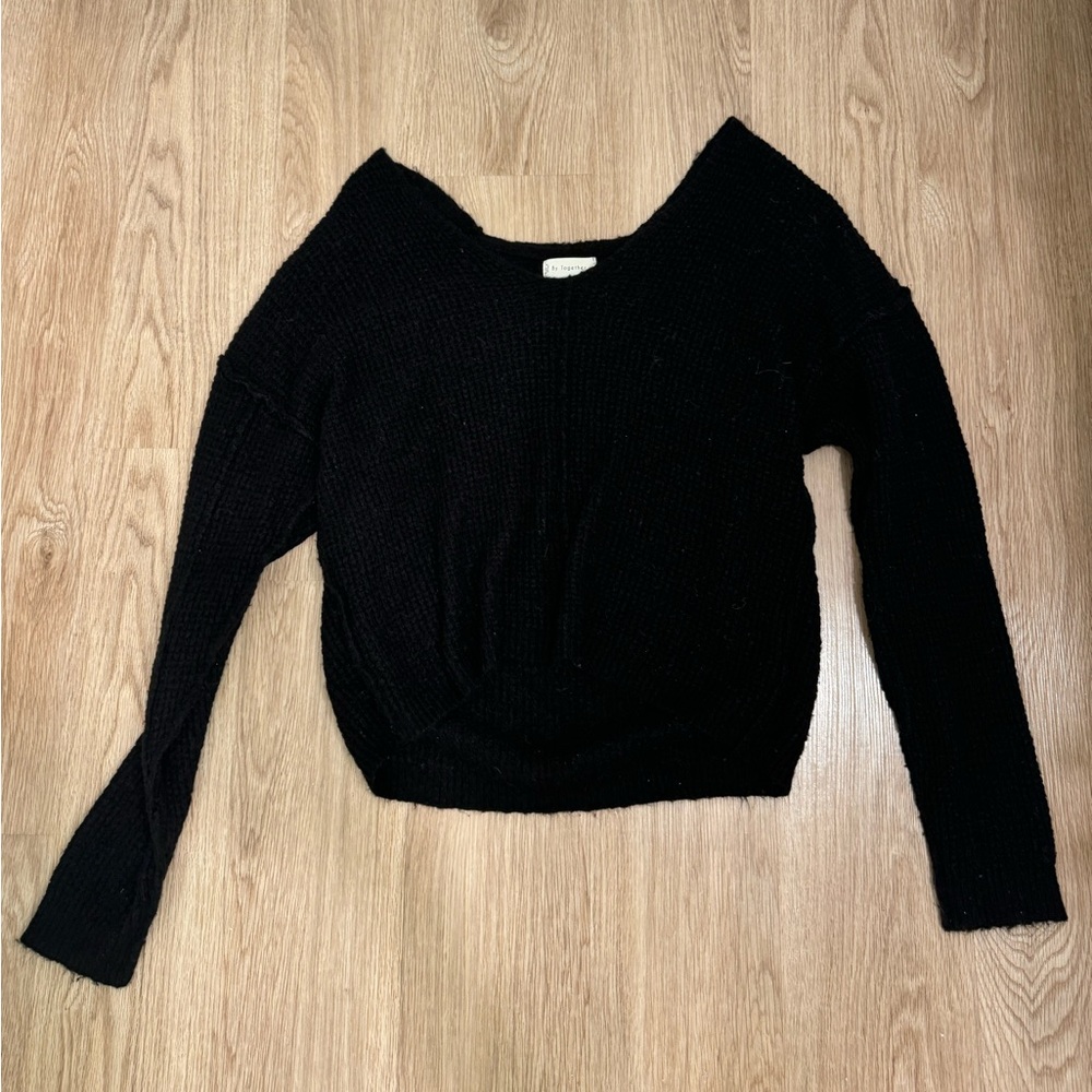 By Together black long sleeve v neck sweater size Small